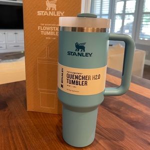 Stanley 40oz tumbler